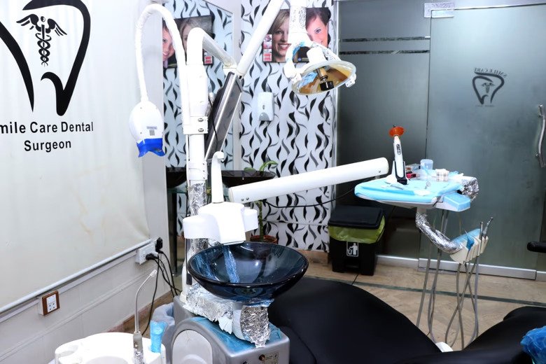 Dental chair and delivery unit inside a Smile Care operatory